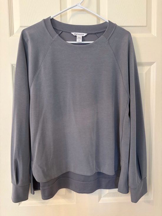 Athleta Tops - Athleta Seasoft Crewneck Sweatshirt